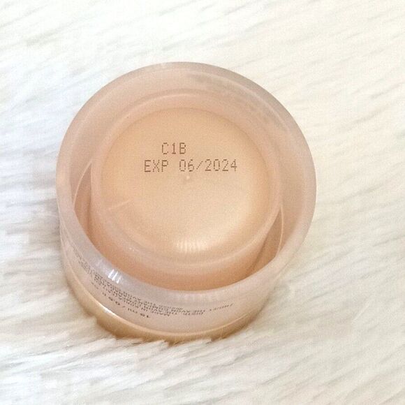 AVON ISA KNOX ANEW ULTIMATE REJUVENATING DAY CREAM Travel Size (0.5 fl oz)~ NEW! - Picture 5 of 5